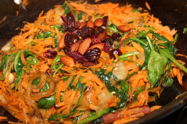 Mix together carrots, spinach and dried fruits/nuts